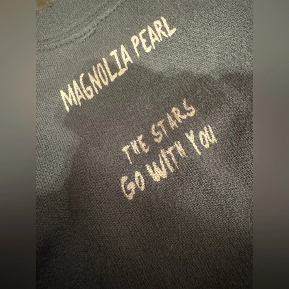 Magnolia Pearl Hi-Lo Francis Full Moon Sweatshirt - Picture 5 of 9